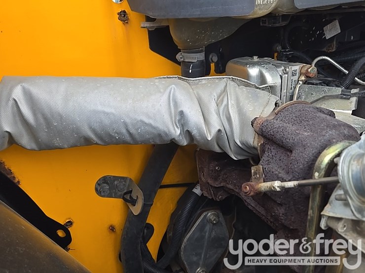 2017-jcb-506-36-image-56