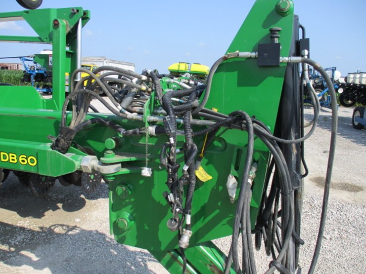 2016-john-deere-db60-image-6