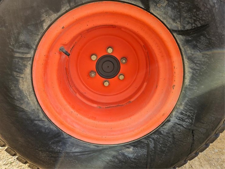 kubota-b7800-image-15