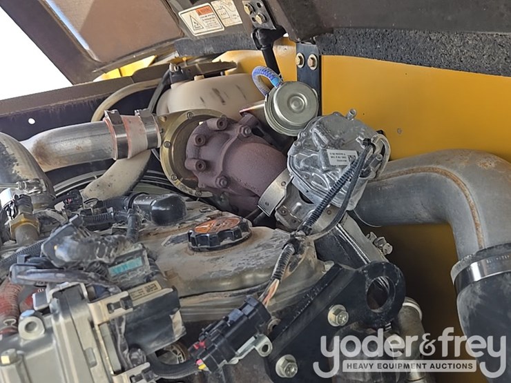 2019-caterpillar-tl1255d-image-103