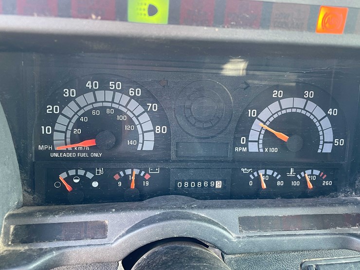 #3006-•-1999-chevy-c6500-single-axle-dump-flatbed-truck-(title-in-delay)-image-38