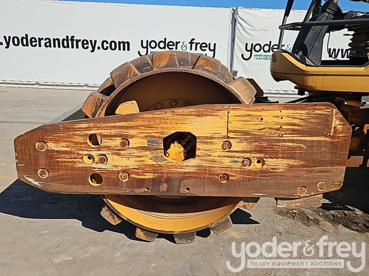 2018-volvo-sd115b-image-13