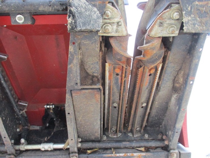 2019-mac-don-c3008-image-31