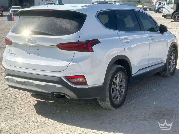 2020-hyundai-santa-fe-image-3