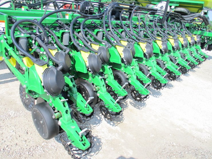 2016-john-deere-db60-image-83