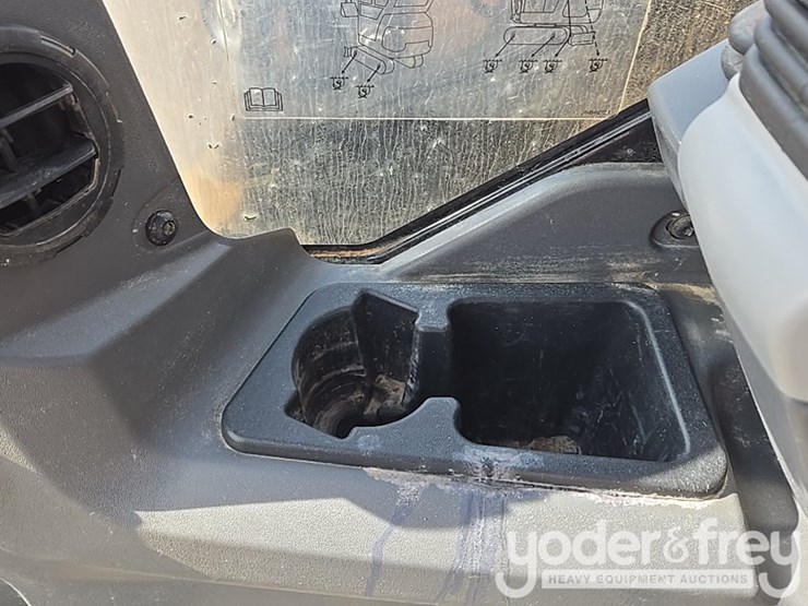 2021-caterpillar-306-cr-image-73