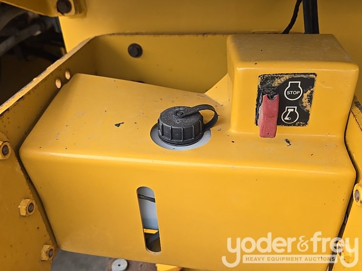 2014-caterpillar-938k-image-72