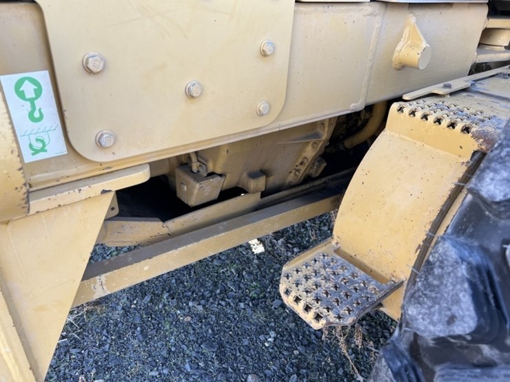 2006-caterpillar-160h-image-30