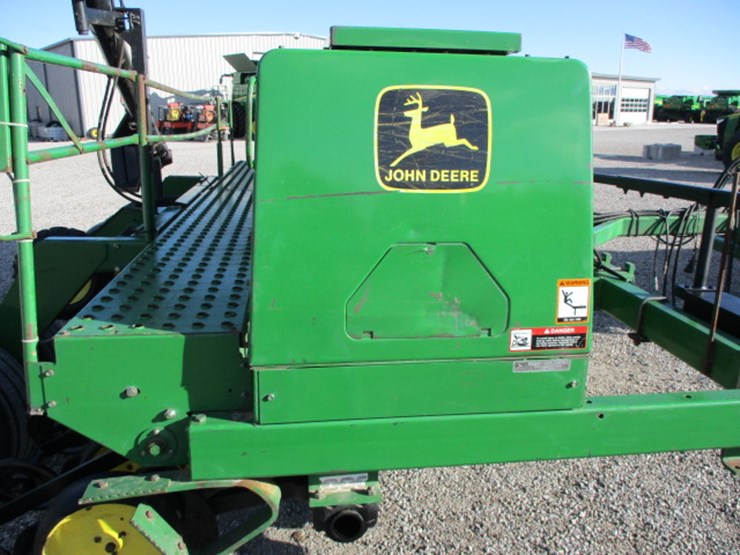 john-deere-750-image-13