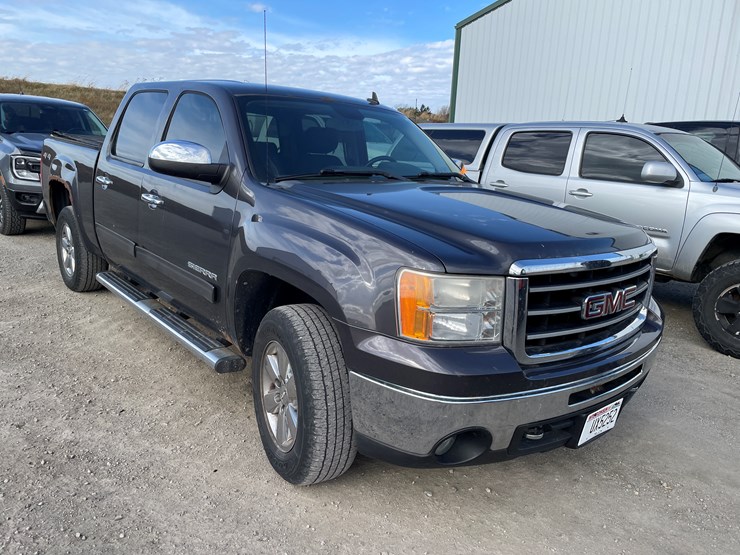 2010-gmc-1500-image-3