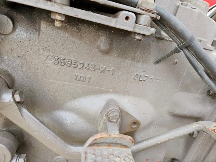 massey-ferguson-240-image-38