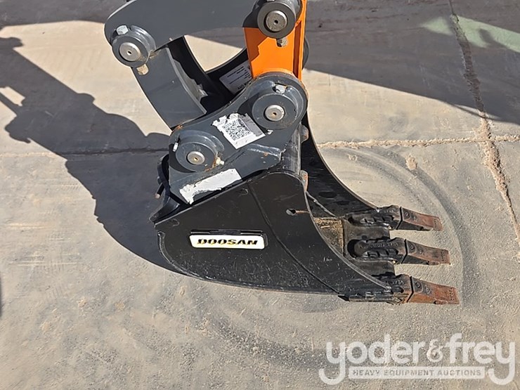 2024-develon-dx27z-7-image-18