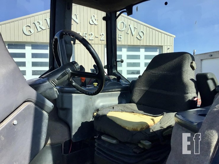 new-holland-8970-image-11