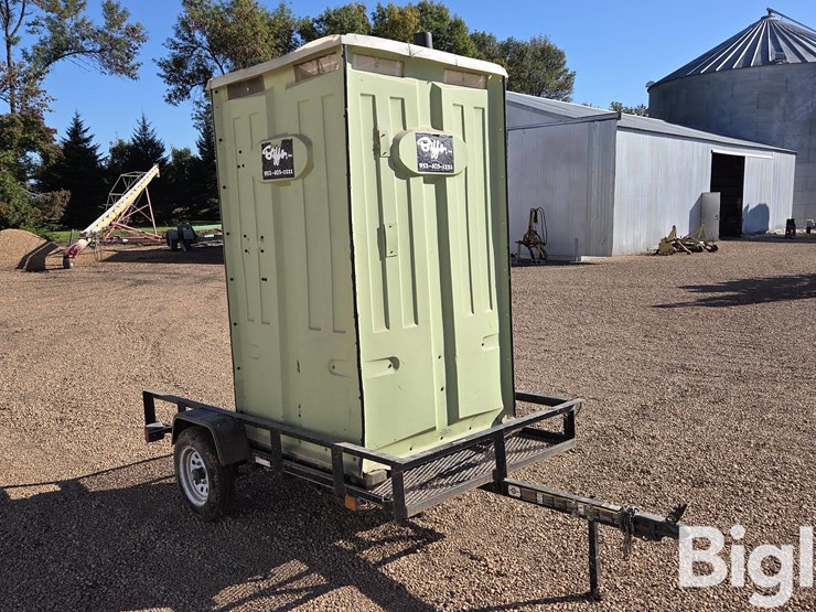 2010-carry-on-8'-utility-trailer-w/mini-biff-port-a-potty-image-3