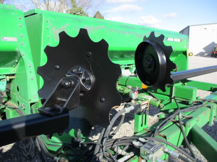 john-deere-750-image-7