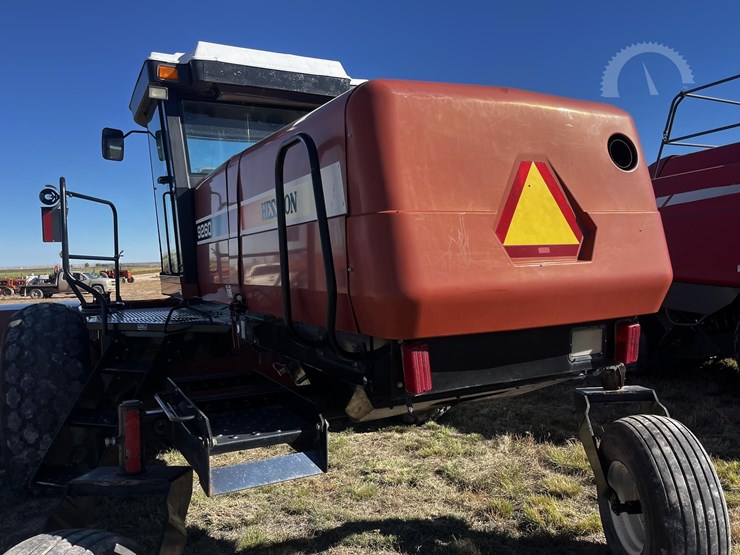 2005-hesston-9260-image-9