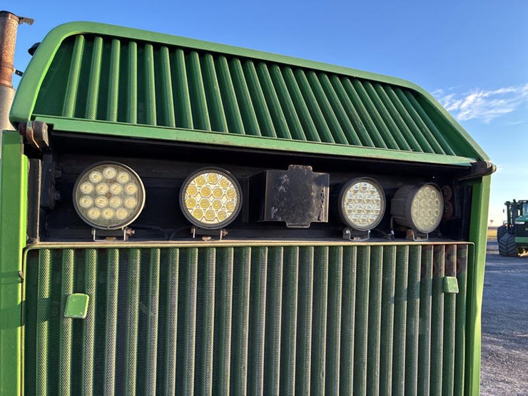 1994-john-deere-8870-image-13