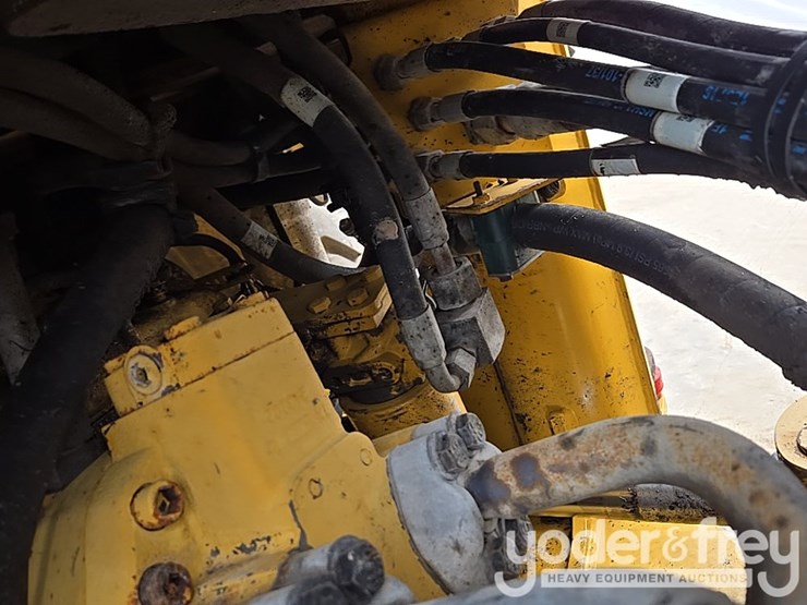 2014-caterpillar-938k-image-84
