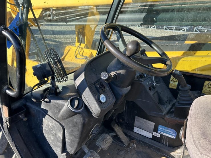 2016-jcb-507-42-image-40