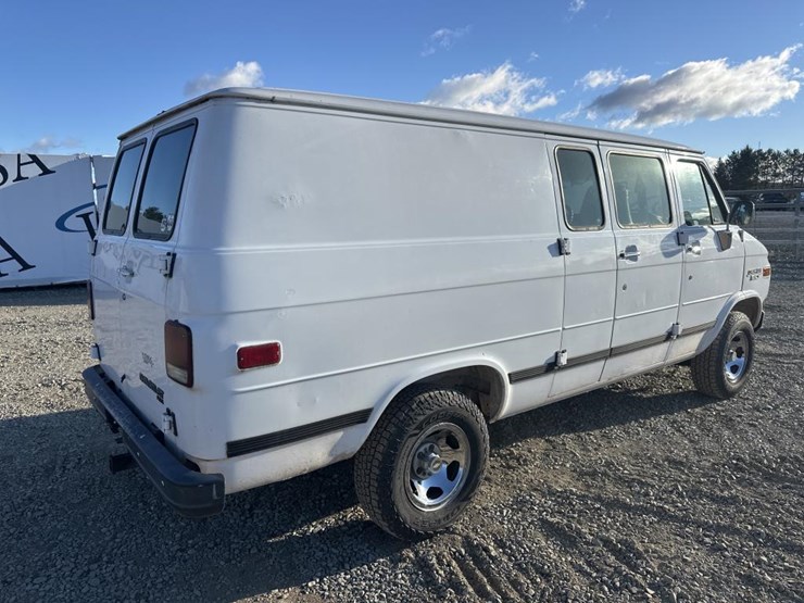 1995-chevrolet-g20-image-5