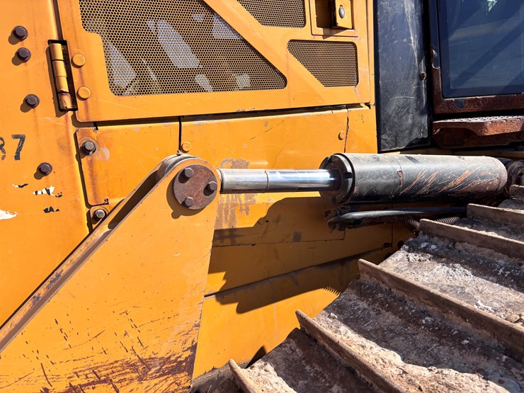 caterpillar-d6n-lgp-image-15