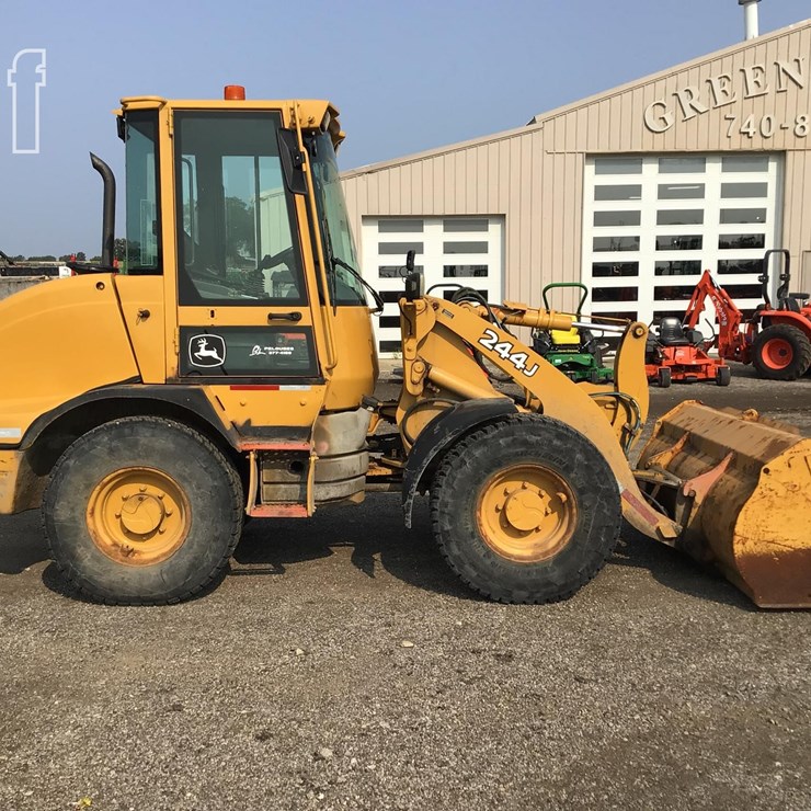 2007 DEERE 244J