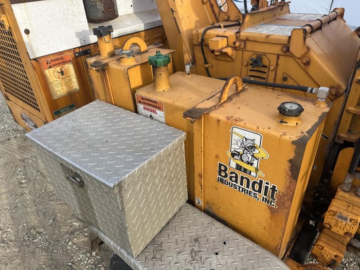 2014-bandit-990xp-image-30