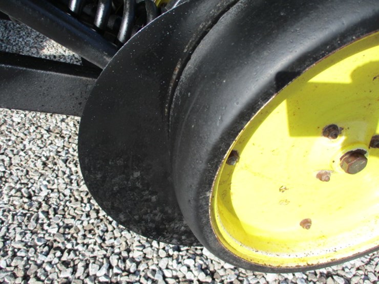 john-deere-750-image-58