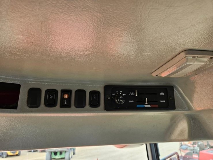 kubota-l4330-image-32