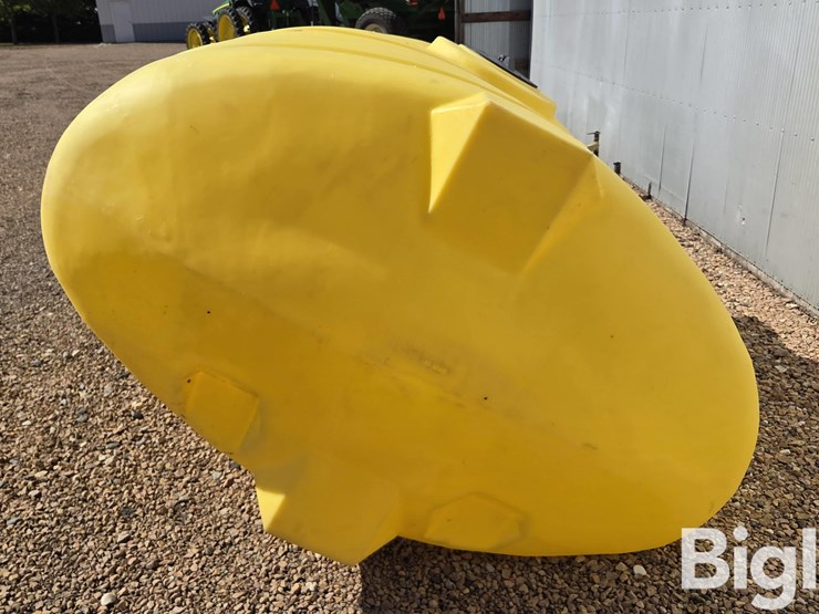 1,000-gal-poly-tank-image-7