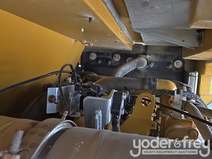 2021-caterpillar-306-cr-image-65