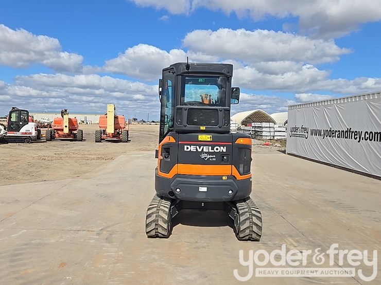 2024-develon-dx27z-7-image-4