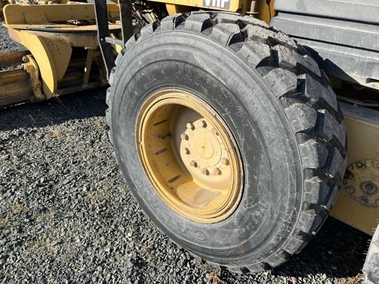 2006-caterpillar-160h-image-10