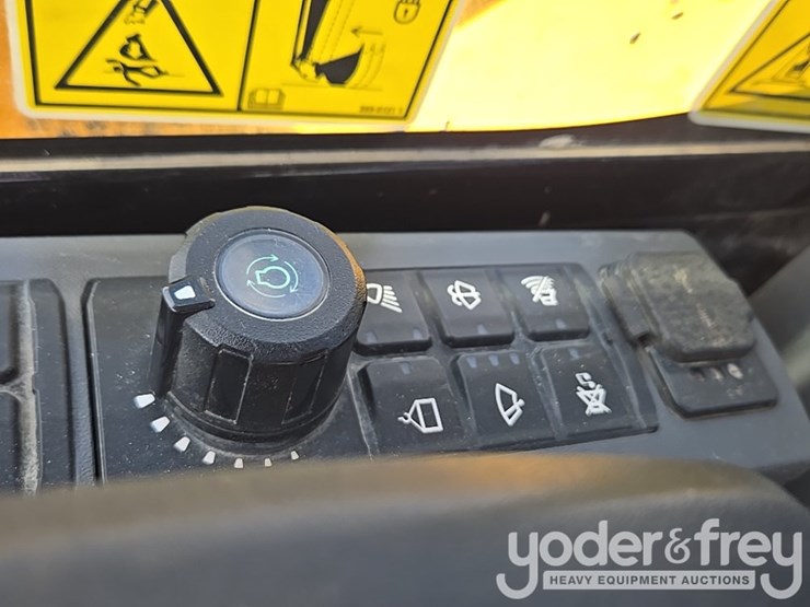 2021-caterpillar-306-cr-image-69