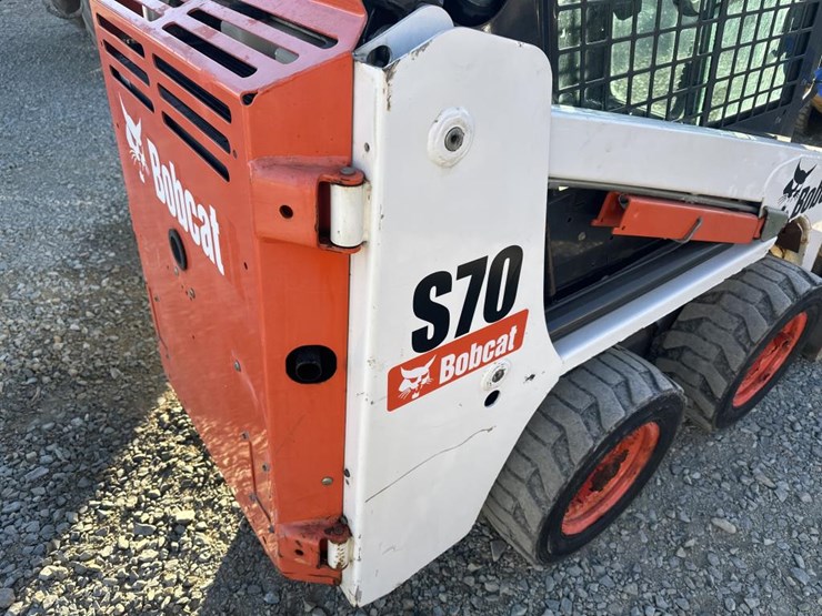 2015-bobcat-s70-image-14