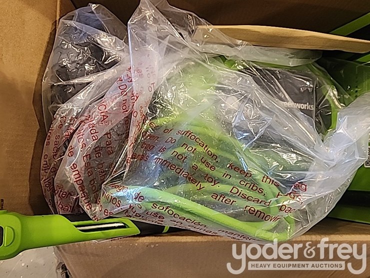 greenworks-2100-psi-pressure-washer-image-5