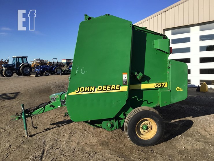 2001-john-deere-557-image-4