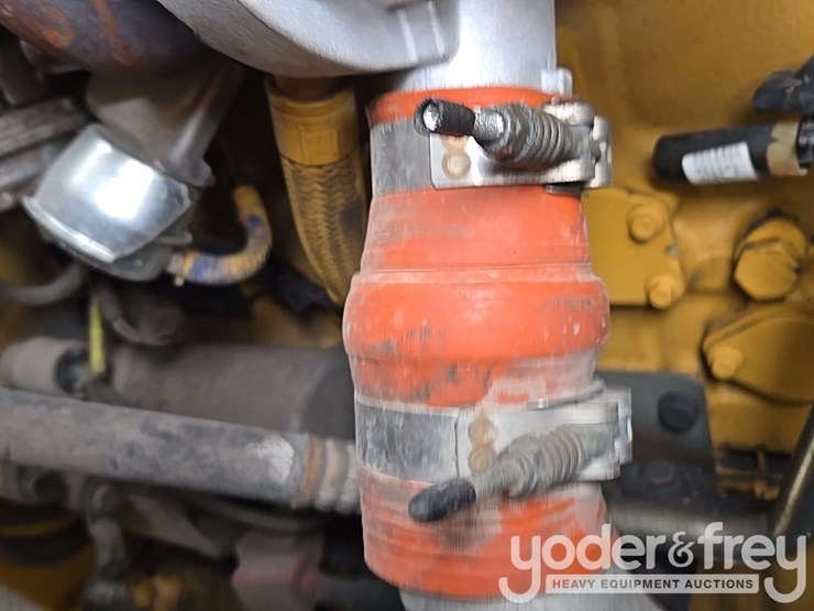 2014-caterpillar-938k-image-109