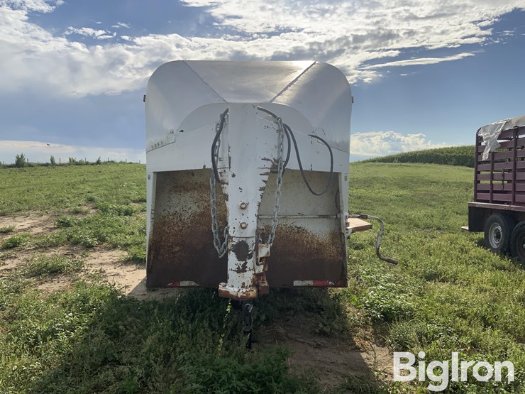 1985-easley-s/a-gooseneck-livestock-trailer-image-2
