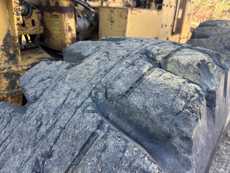 caterpillar-16g-image-71