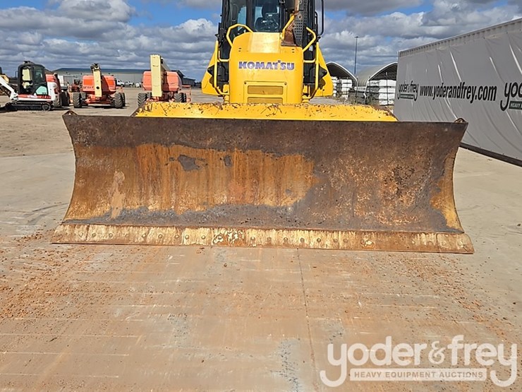 2023-komatsu-d61pxi-24-image-25