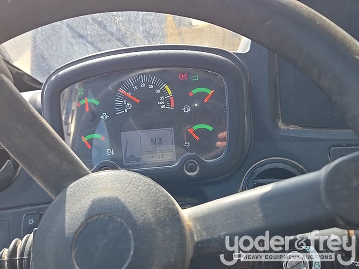 2019-caterpillar-tl1255d-image-113