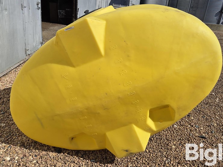 1,000-gal-poly-tank-image-4