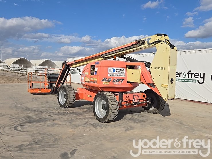 2014-jlg-600aj-image-3