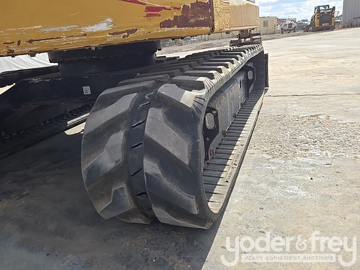 2021-caterpillar-306-cr-image-14