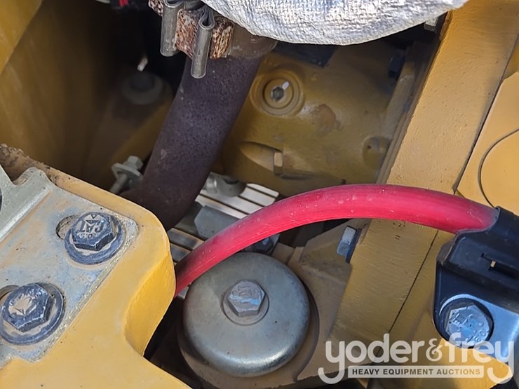 caterpillar-303-image-46