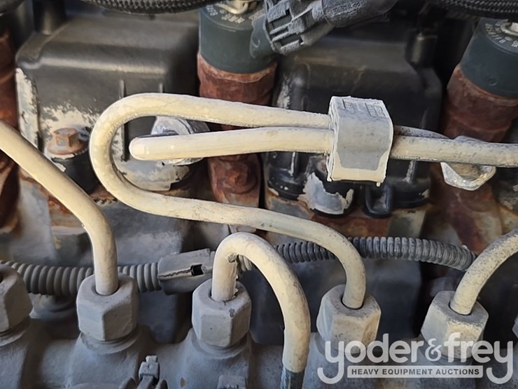 2015-jlg-600aj-image-98