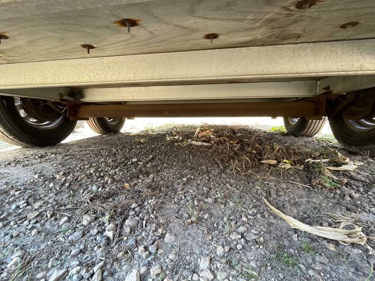 #3013-•-2007-12'-tandem-axle-aluminum-frame-enclosed-trailer-(no-title)-image-16