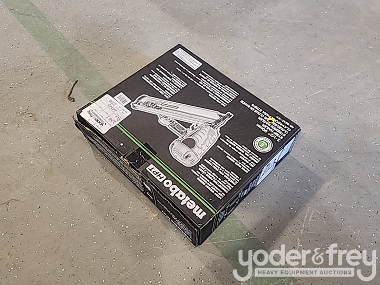 metabo-hpt-3-1/2"-pneumatic-strip-nail-gun-image-4