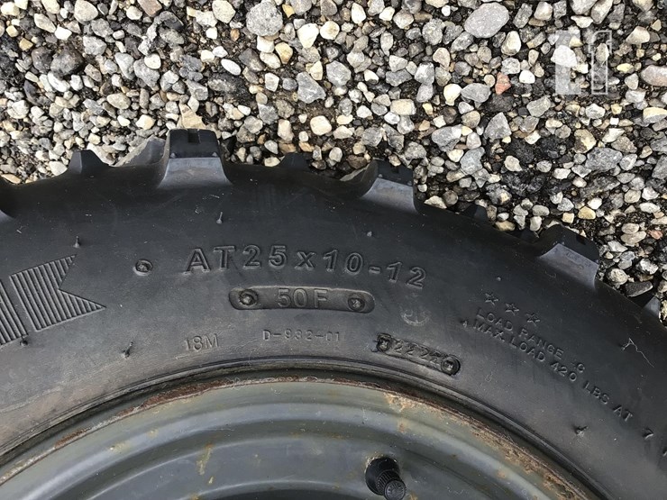 2014-kubota-rtv-x1100c-image-27